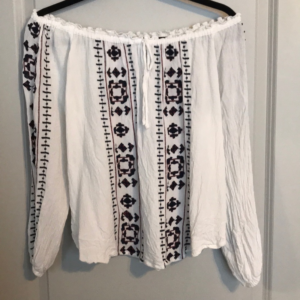 Strapless/off the shoulder colonial top